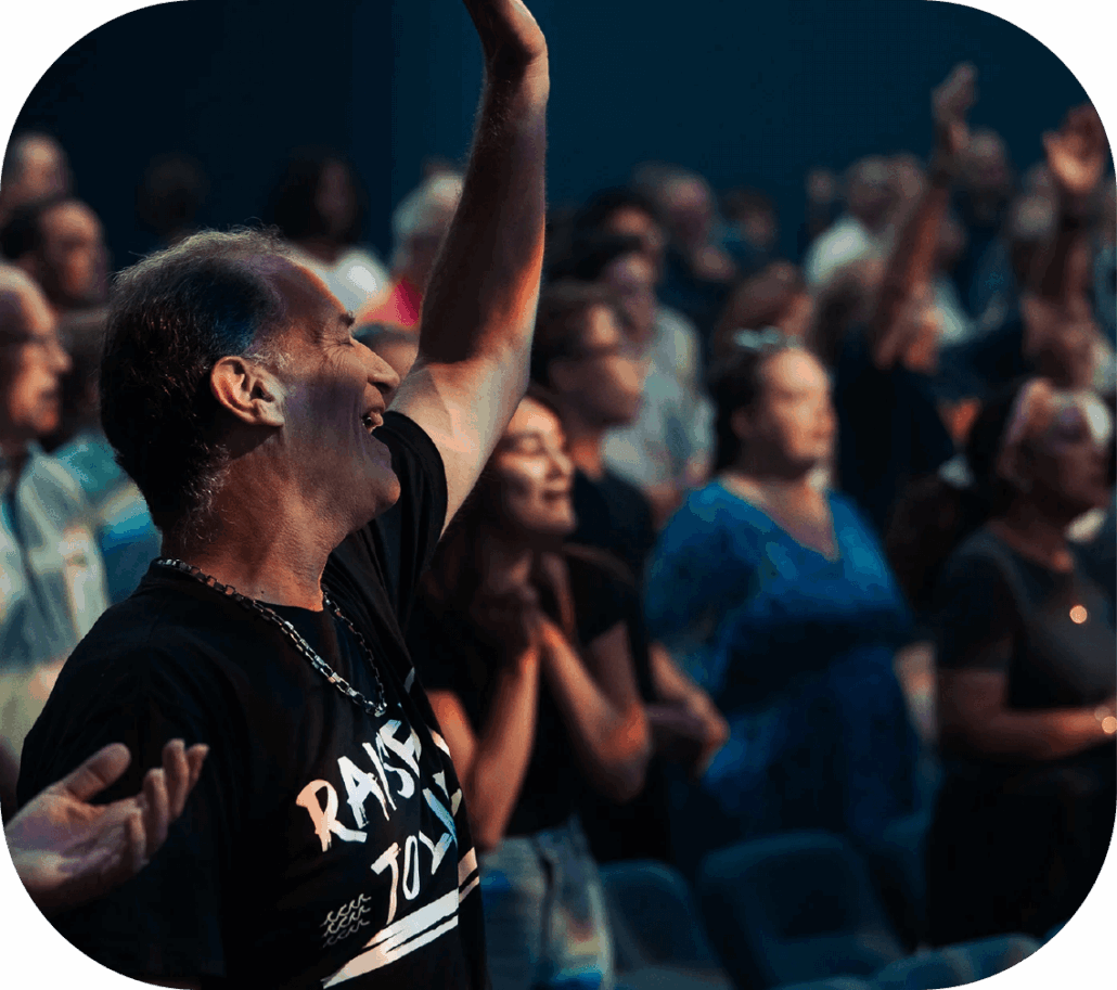 Sunday Praise and Worship - 10:40