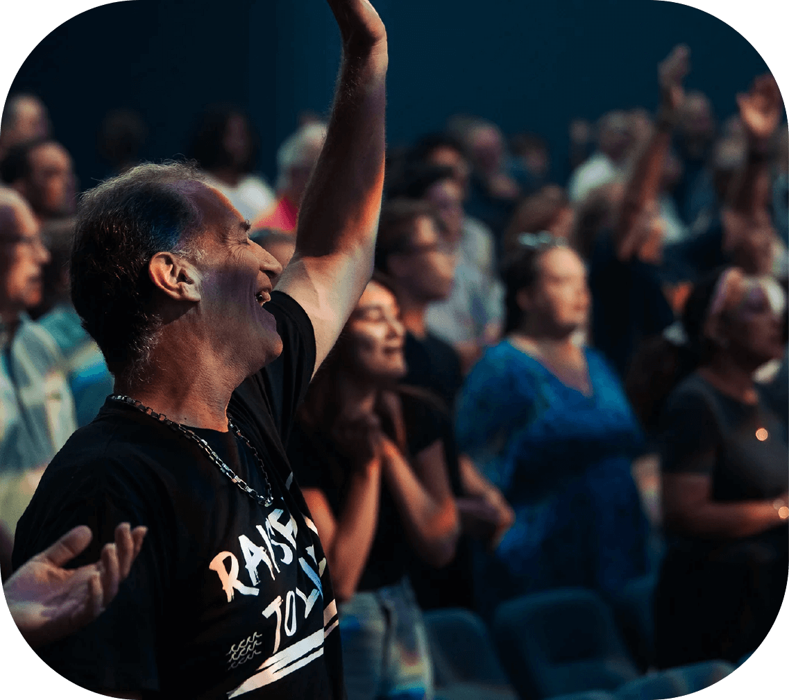 Sunday Praise and Worship - 10:40